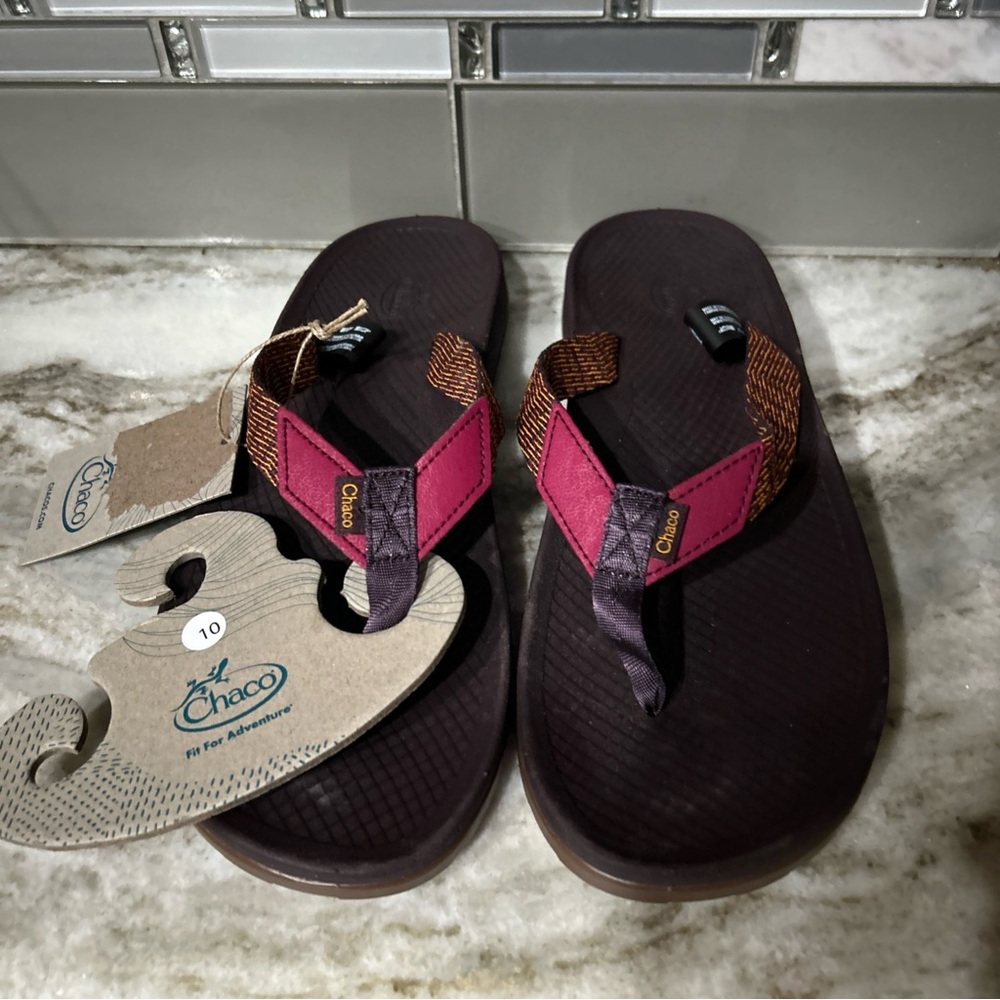 Chaco Women Lowdown Flip Sandals Fabric Pink/ Purple Comfort Arch New Tags Sz10